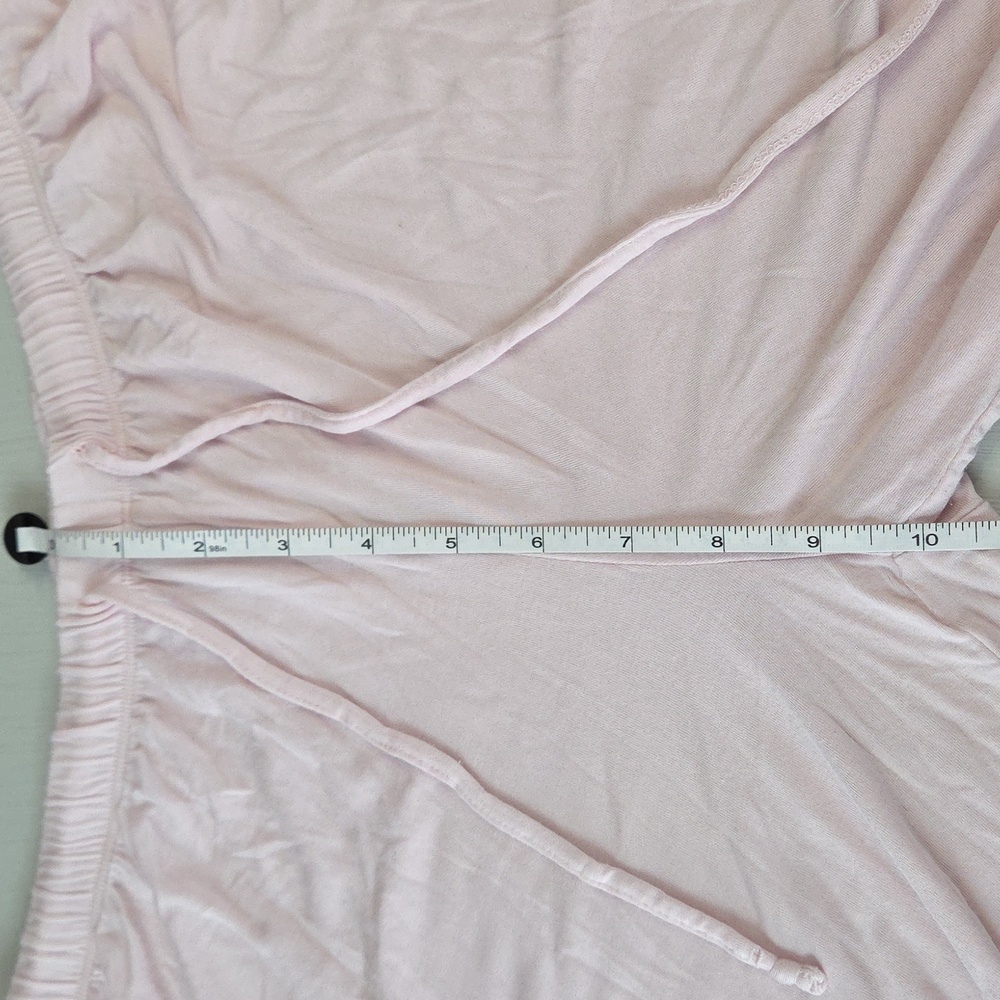 Barefoot Dreams Luxe Milk Jersey V-Neck Tee & Classic Pant Set - Picture 12 of 15